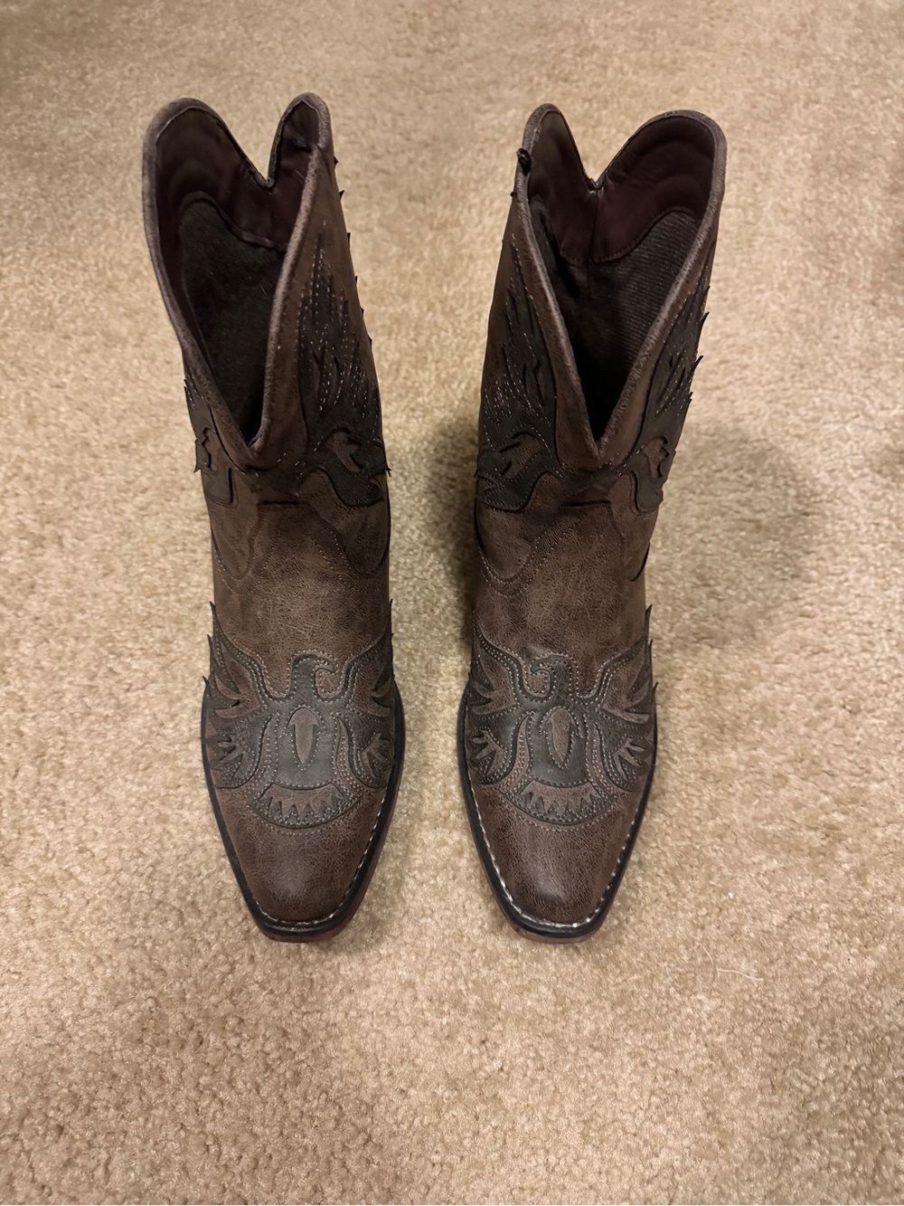 Brown Embroidered Western Cowgirl Boots Excellent Condition!